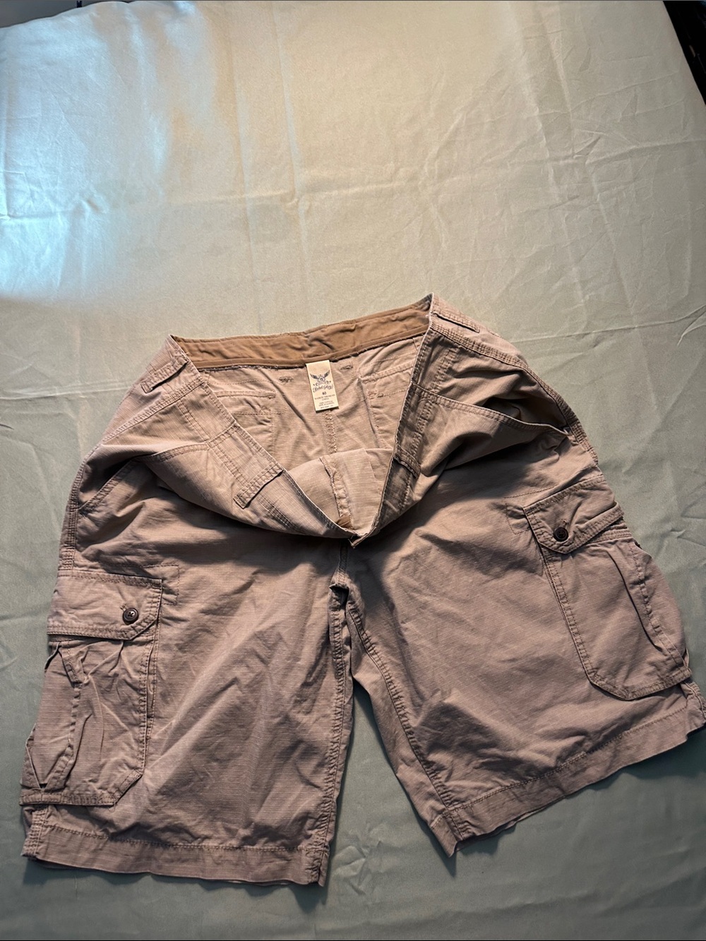 Faded Glory Men’s Cargo Shorts in Taupe